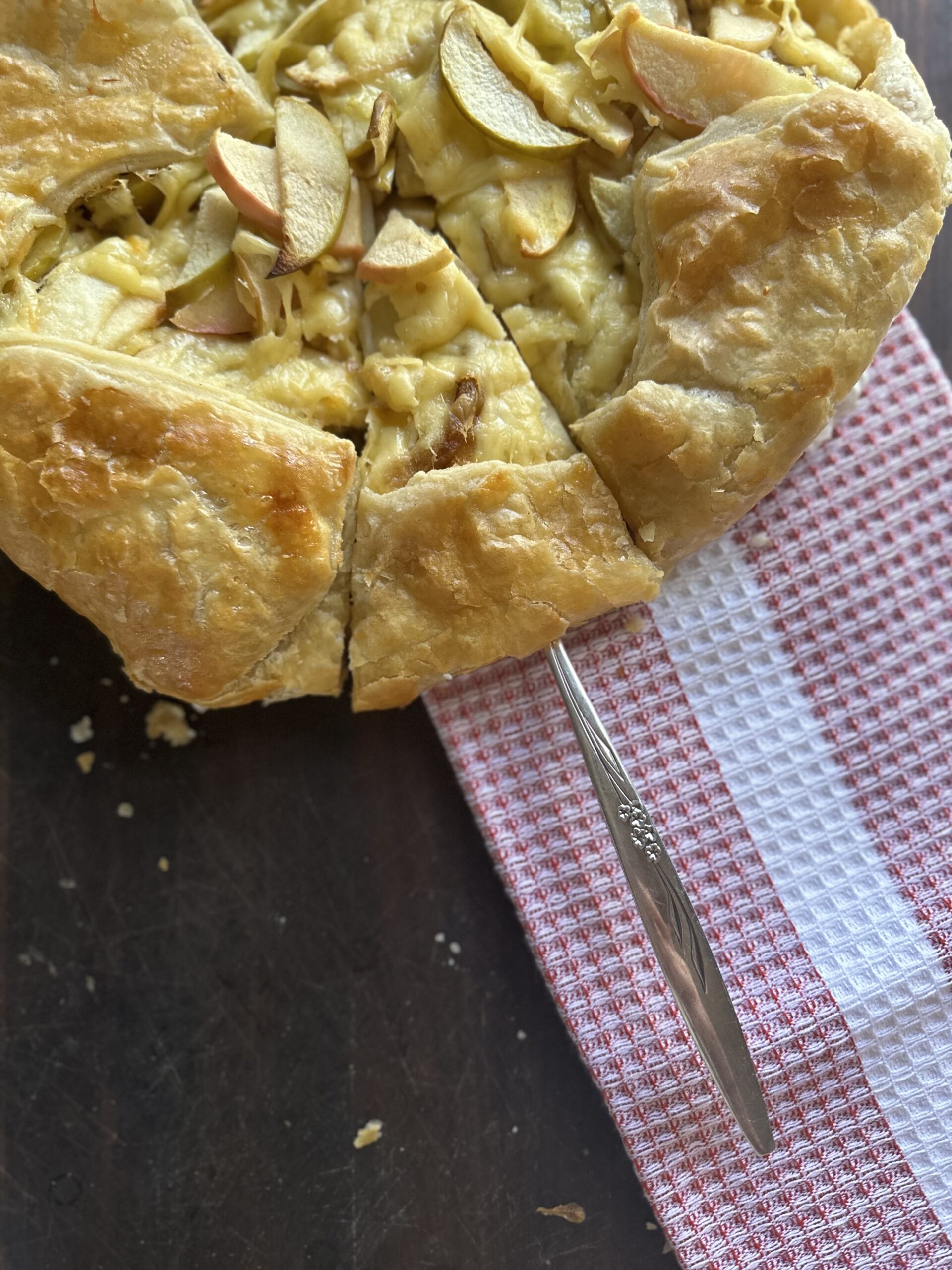 Apple Cheese galette recipe