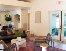 The lounge at Seene House in Summerville